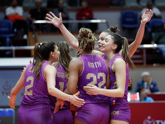 Kadınlar AXA Sigorta Kupa Voley de çeyrek finaldeyiz GALATASARAY ORG