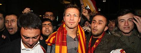 Lucas Neill İstanbul'da