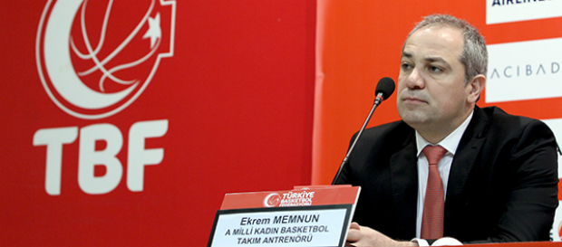 Ekrem Memnun'a Büyük Onur