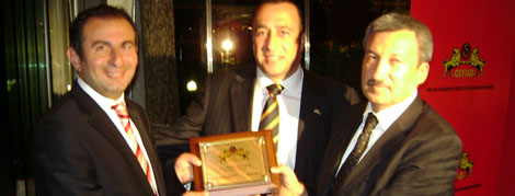 GSYİAD'dan Üyelerine İftar Yemeği