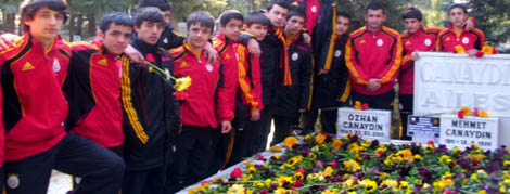 U16 Takımımızdan Özhan Canaydın'a Ziyaret