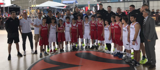 Serebral palsili çocuklar EuroLeague Fanzone’da yer aldı