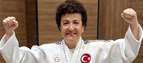 Veteran sporcumuz Dilek Olcay Avrupa üçüncüsü 