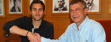 Johan Elmander Sözleşme İmzaladı