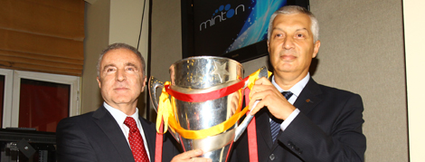 Şampiyonluk Kupamız Galatasaraylılar Derneği'ndeydi