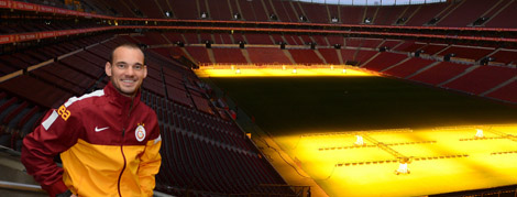 Wesley Sneijder Türk Telekom Arena'yı Gezdi