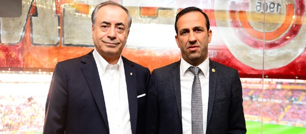 Maç öncesi dostluk yemeği