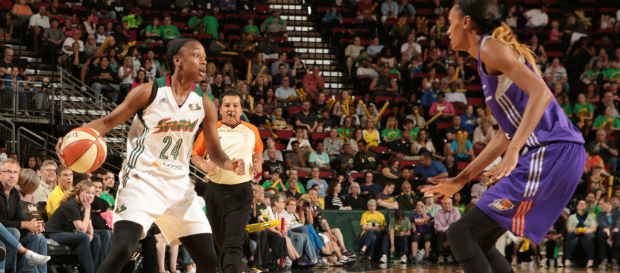 Jewell Loyd WNBA'de Ayın Çaylağı Seçildi