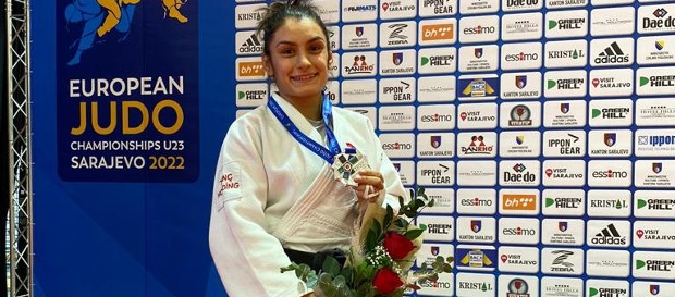 Hasret Bozkurt'tan Avrupa’da gümüş madalya