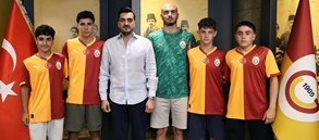 Yeni Aslanlar Galatasaray Futbol Akademisi'nde!