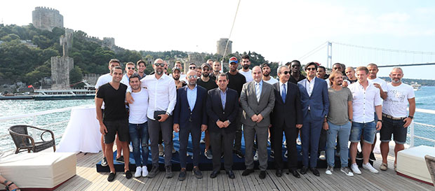 Galatasaray'dan birlik ve beraberlik gezisi