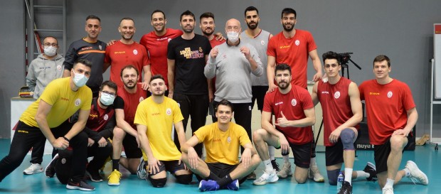 “Galatasaray’ı en iyi yere getirmeye çalışacağız”