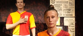 Ebru Topçu’ya yılın futbolcusu ödülü