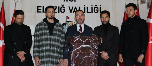 Kaptanımız Selçuk İnan'dan deprem bölgesine destek ziyareti