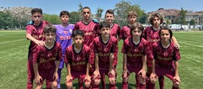 Futbol Akademisi'nde görünüm