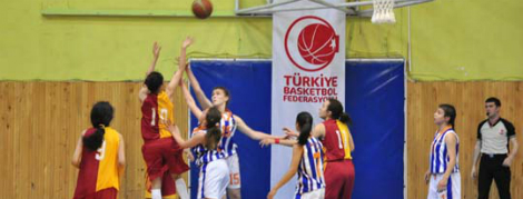Küçük Kızlarda Yarı Finaldeyiz!