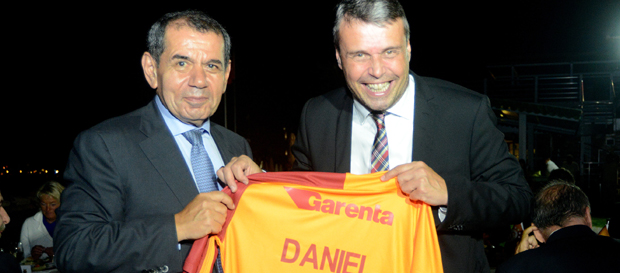 Galatasaray'dan Östersunds'a yemek