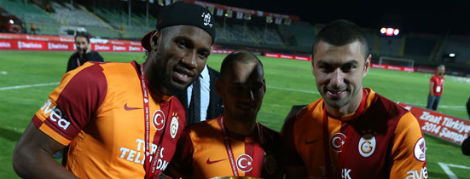 Wesley Sneijder Maçın Adamı Seçildi