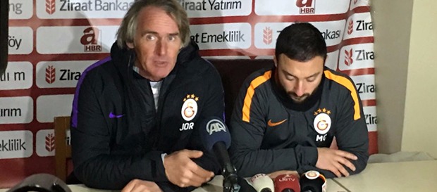 "Zor şartlarda oynadık"