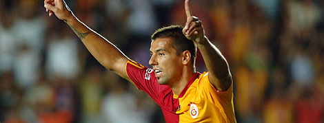 Baros ve Keita Galatasaray.comda