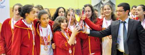 Küçük Kızlar Türkiye Şampiyonası'nda Üçüncüyüz!