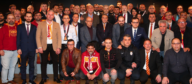 Başkanımız ve yönetim kurulumuz taraftar dernekleriyle toplantı yaptı