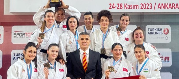 Kadın Judo Takımımız Namağlup Türkiye Süper Lig Şampiyonu!