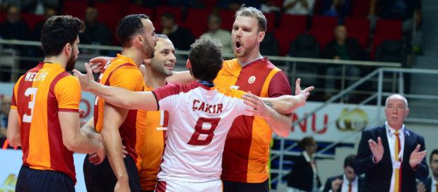 Nedim Özbey ve Filenin Aslanları’ndan Halkbank galibiyeti sonrası açıklamalar