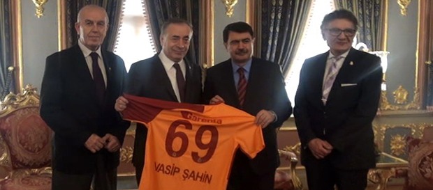 Yönetimden Vasip Şahin'e ziyaret