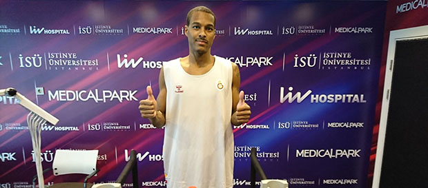 Alex Renfroe sağlık kontrolünden geçti