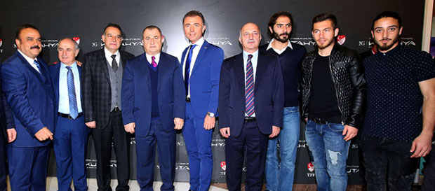 Futbolcularımız TÜYAP Fuarı'ndaydı
