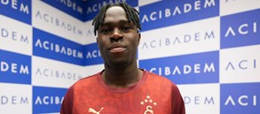 Wilfried Singo sağlık kontrollerinden geçti