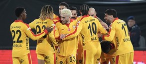 Gruptan 4'te 4 ile lider çıkıyoruz!