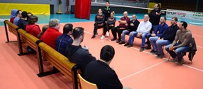 Voleybol şubemiz ve taraftarlarımız panelde buluştu