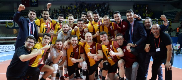 Fenerbahce Opet 3 0 Galatasaray Hdi Sigorta Mac Sonucu Son Dakika Voleybol Haberleri Fotomac