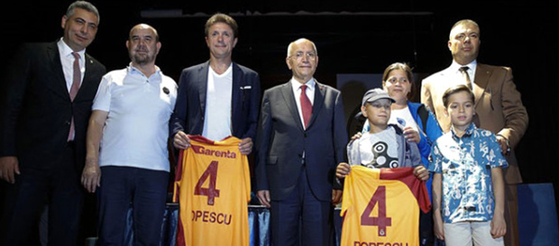 Popescu 17 yıl sonra sarı-kırmızı formayla