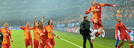 ÇEYREK FİNALDEYİZ!!!