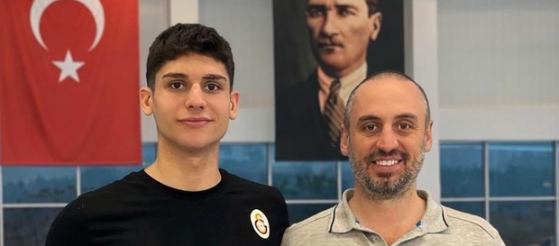 Emre Onuş'tan Türkiye rekoru!