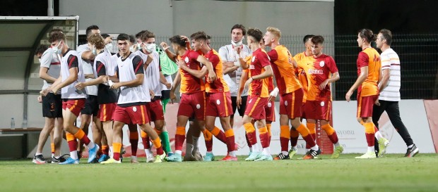 Genç Aslanlarımızın yarı finalde rakibi Kasımpaşa