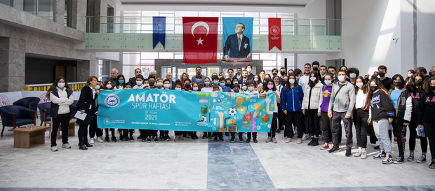 Kerem Tunçeri ve Turgay Zeytingöz Amatör Spor Haftası etkinliğine katıldı