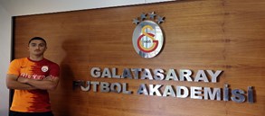 Berkan Mahmut Keskin ile profesyonel sözleşme imzalandı