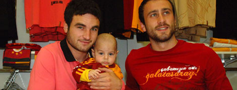 Çağlar Birinci ve Musa Çağıran Kayseri Galatasaray Storedaydı