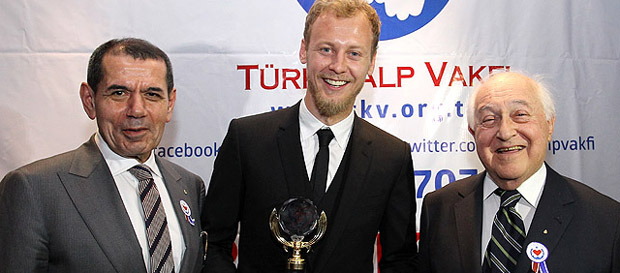 Türk Kalp Vakfı'nın 40. Yılı Törenle Kutlandı