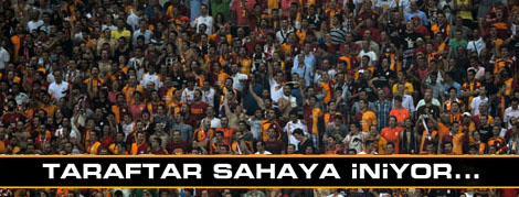 Taraftar Sahaya İniyor: Penaltı Atma Yarışması