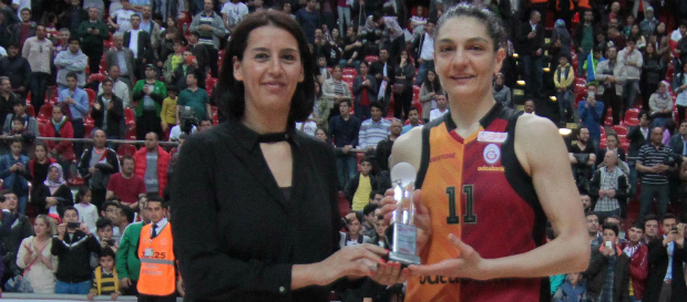 Final Maçının En Değerli Oyuncusu Nevriye Yılmaz