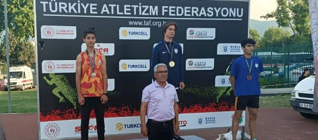 Türkiye U16 Atletizm Şampiyonası’nda 1 altın, 1 gümüş ve 1 bronz madalya!