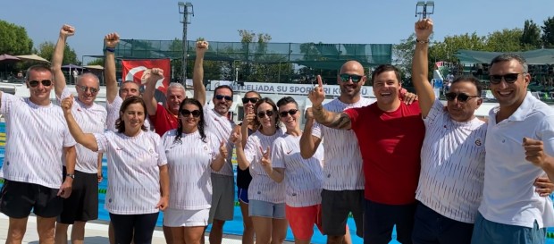 Master yüzücülerimizden 33 altın, 8 gümüş, 1 bronz madalya!