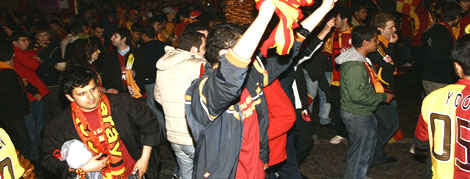 Derbi Sonrası Büyük Sevinç