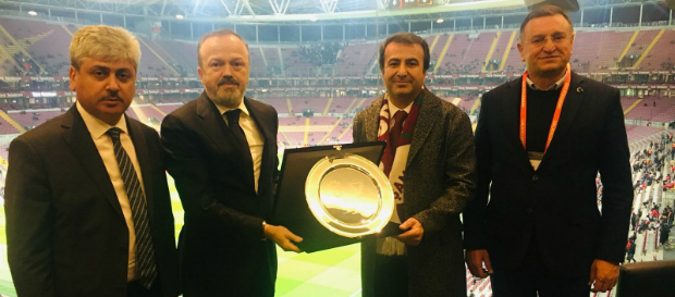 Hatayspor maçı öncesi dostluk yemeği