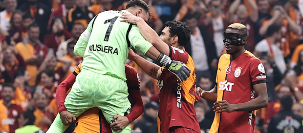 Kaan Ayhan: "Nice şampiyonluklara!"